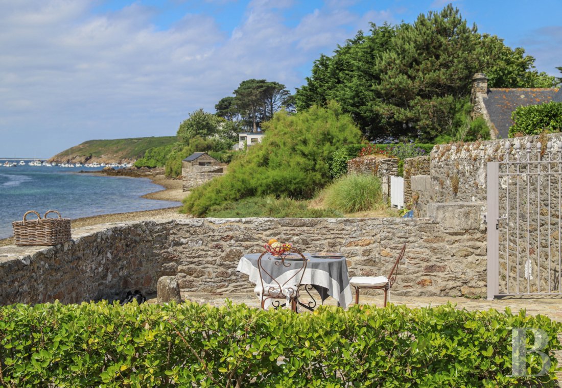 Dans le Finistère, sur la presqu’île de Kermorvan, trois gîtes dans une longère du 17e siècle en bord de mer - photo  n°29
